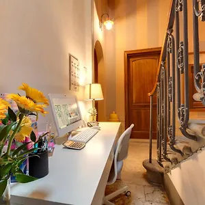 Sleep Tight , Florencia Italia