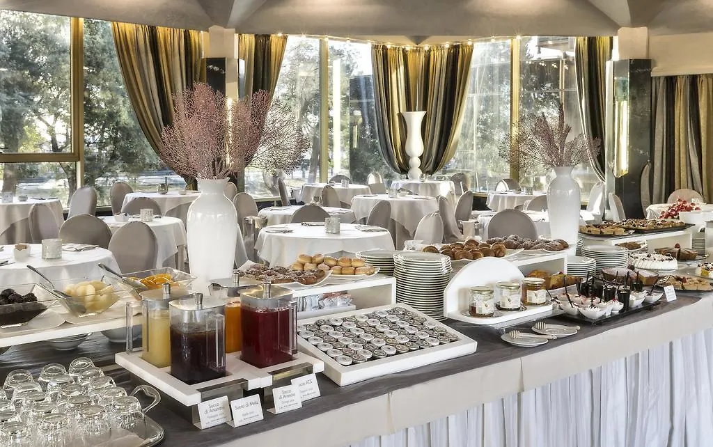 Hotel Ambasciatori Ρίμινι